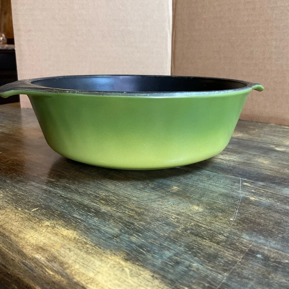 Fire-King Anchor Hocking Avocado Green 1 QT Casserole Dish w/ Clear Dome Lid